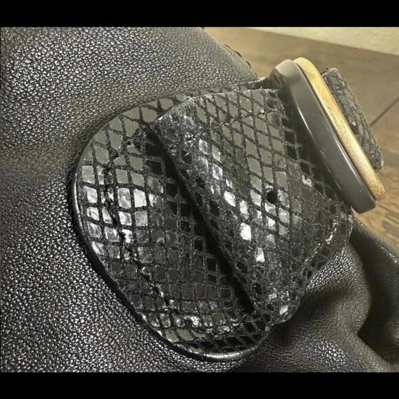 See by Chloe Two Way Shoulder Crossbody Bag in Black Leather (CHXX050) - Picture 15 of 16